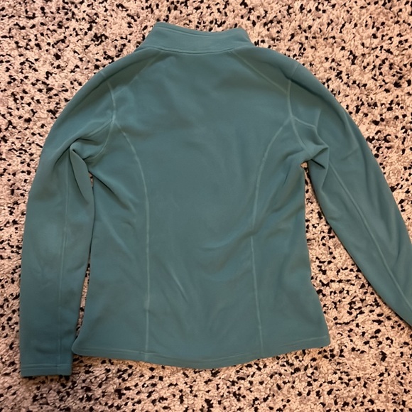North Face Quarter Zip - Picture 7 of 7